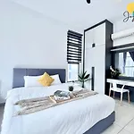 New! Atlantis Residence I A3710 Luxury 2Br I 5-10Pax I Hockey I Soccer I Pool View I City Centre By Jay Stay